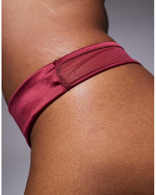 Tanga De Pernera Alta De Malla Y Satén Liso Brooke De Asos Design Curve-Rojo ASOS de color Red