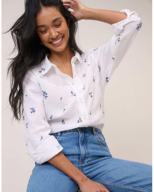 Nobody's Child White Floral Embroidered Blouse