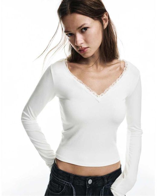 Pull&Bear White Lace Trim Neckline T-shirt