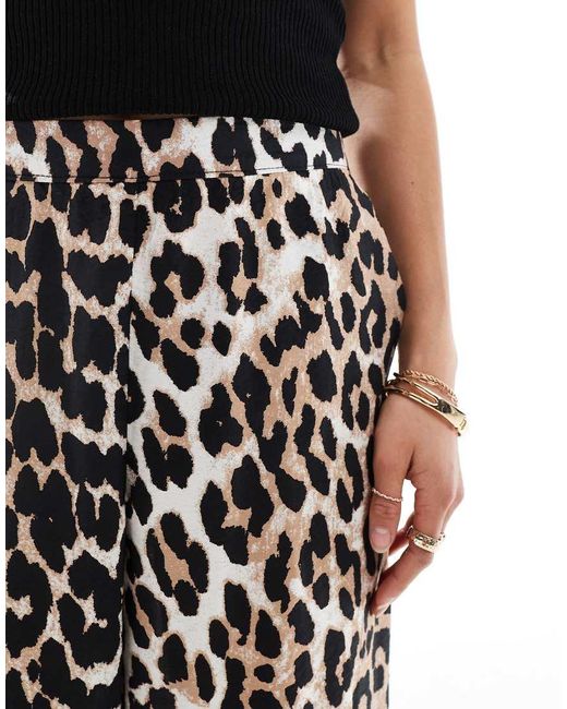Vero Moda Broek Met Elastische Taille, Wijde Pijpen En Luipaardprint in het Black