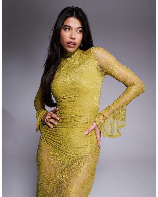 Robe mi-longue en dentelle avec col montant et poignets évasés asymétriques - chartreuse ASOS en coloris Yellow