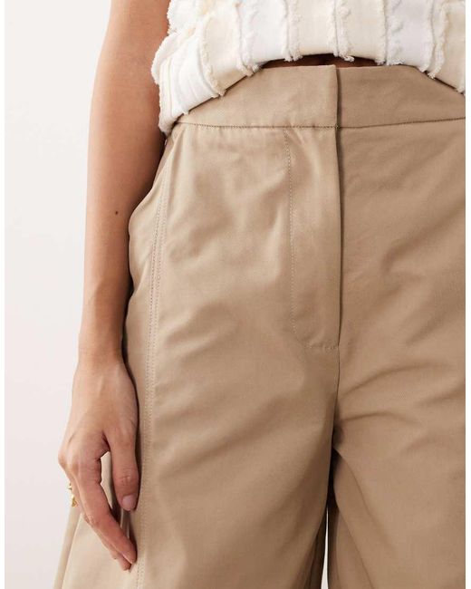 ARRANGE Natural Extreme Cropped Barrel Pants
