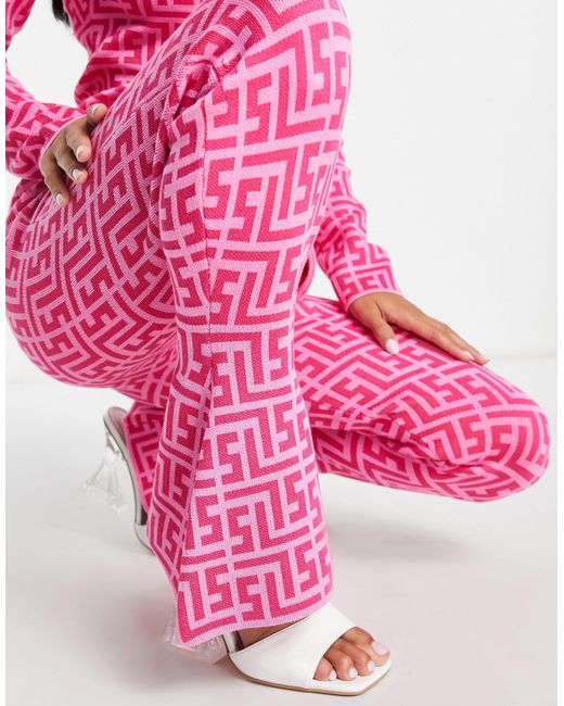 Simmi petite - pantalon évasé d'ensemble à imprimé géométrique SIMMI en coloris Pink