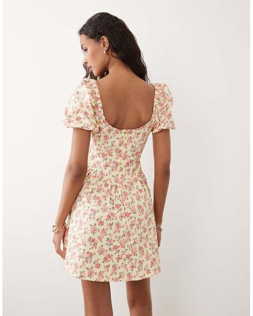 New Look Natural Ditsy Puff Sleeve V-waist Mini Dress