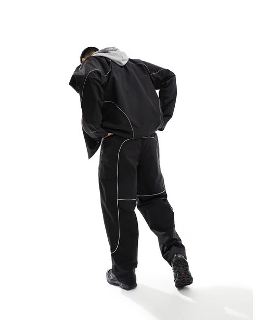 The North Face Black Tek Woven joggers With Reflective Piping for men