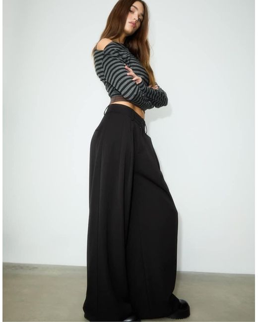 Stradivarius Black Wide Leg Smart Trousers With Darts