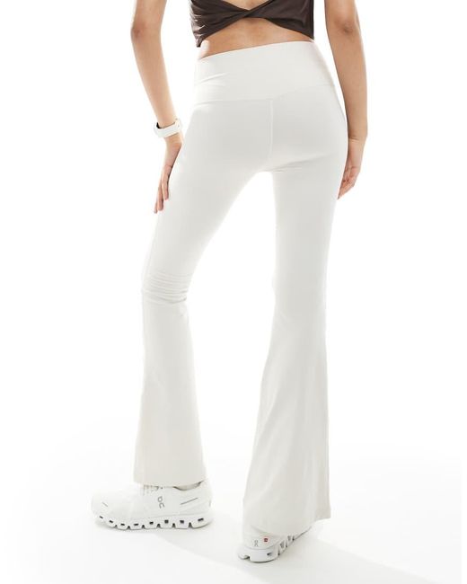 agon® White Flared Leggings