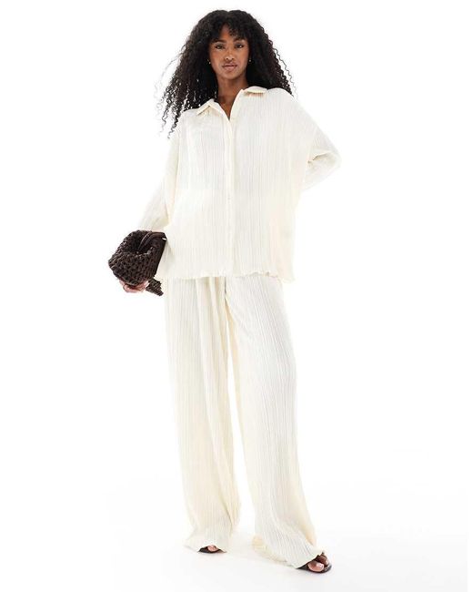 4th & Reckless White Plisse Collared Button Through Lettuce Edge Hem Shirt Co-ord
