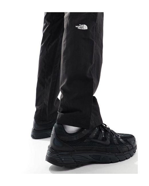 The North Face Black Abukuma Loose-fit Trousers for men
