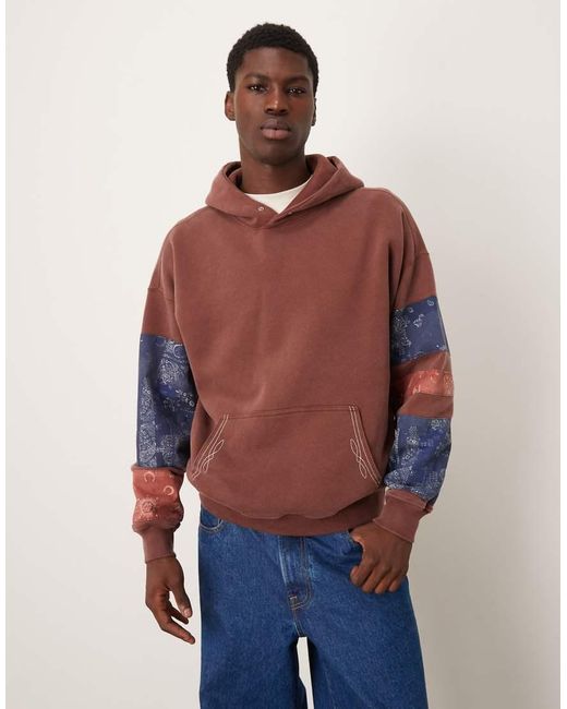 Abercrombie & Fitch Essentials in het Red voor heren