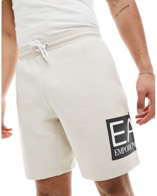 Armani - - pantaloncini della tuta beige con logo laterale grande di EA7 in White da Uomo