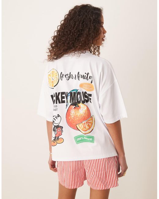 Disney - t-shirt unisexe coupe carrée oversize à imprimés mickey mouse et fruits ASOS en coloris Blue
