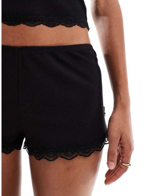 Cotton On di Cotton On in Black