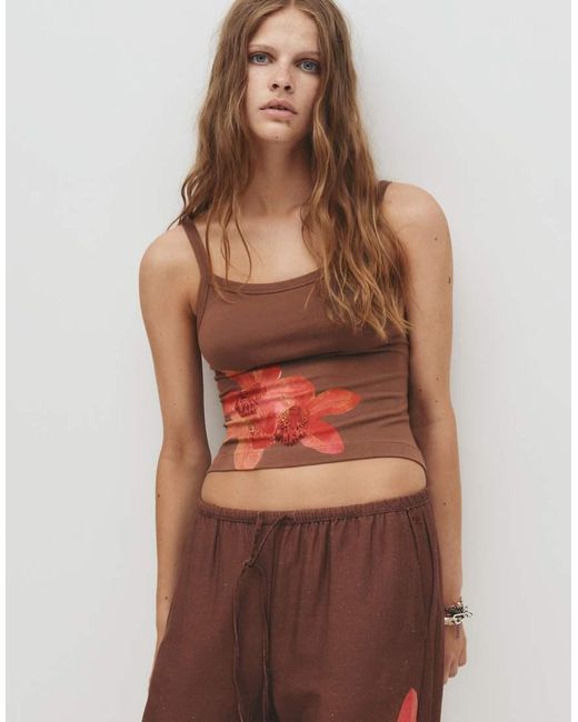Pull&Bear Top Met Bandjes En Bloemenprint in het Brown