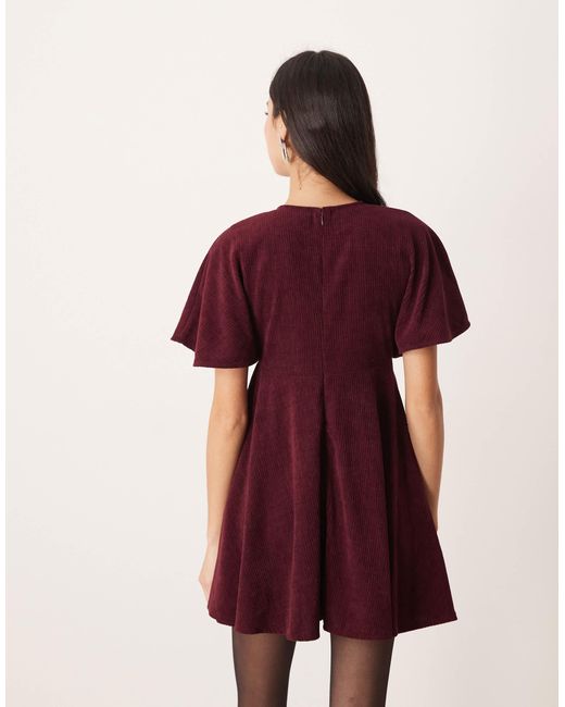 ASOS Red – kurzes t-shirt-kleid aus cord