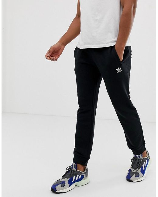 Adidas originals adicolor beckenbauer joggers best sale in skinny fit in black cw1269