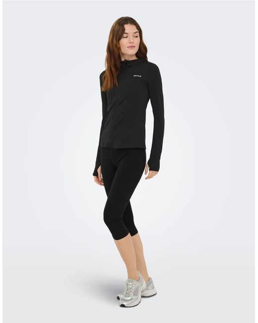 Only Play Black Training Top