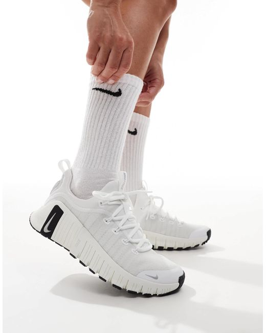 Nike White – free metcon 6 – sneaker