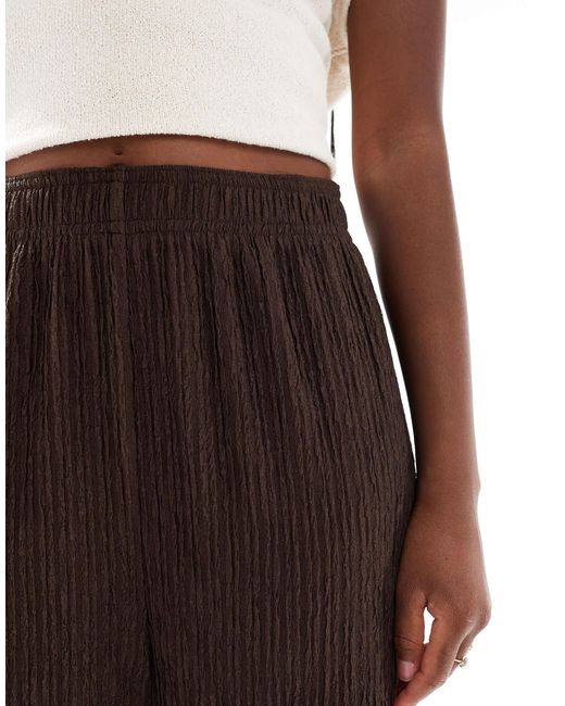 Pantalon texturé ample New Look en coloris Brown