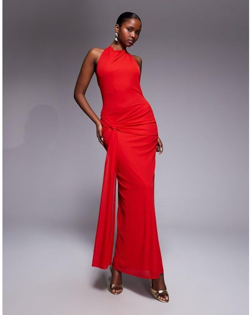 Forever New Hoogsluitende Maxi Jurk Met Gedrapeerde Halslijn En Geknoopt Gedrapeerd Detail Aan De Achterkant in het Red