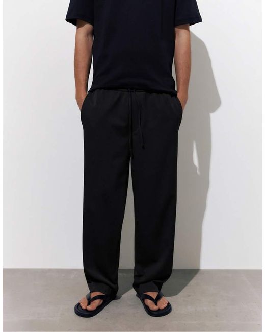 Pull&Bear Black Tailored Fit joggers for men
