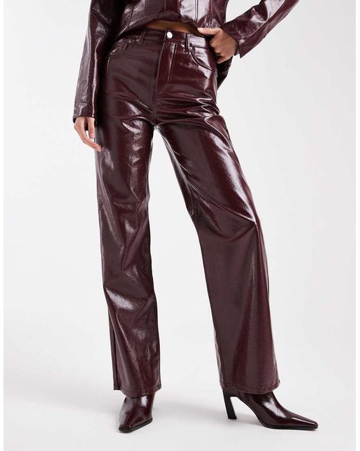 Pantalones Burdeos De Pernera Ancha Y Talle Alto De Vinilo Tessa De (Parte De Un Conjunto)-Rojo Vero Moda de color Purple