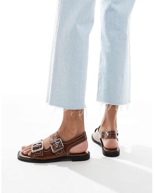 New Look Slingback Sandalen Van Imitatielakleer Met Dikke Zool En Contrasterende Stiksels in het Blue