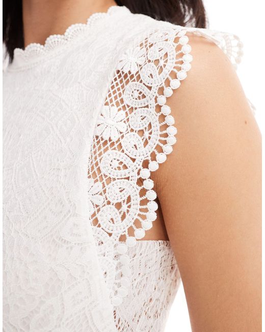 Pieces White High Neck Sleeveless Lace Top