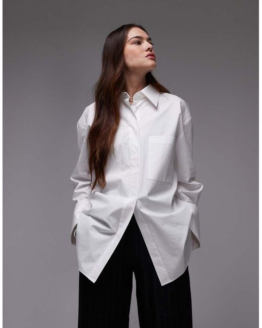Camisa Blanca Extragrande Con Puños Anchos De Tejido Suave De Mango de color Gray