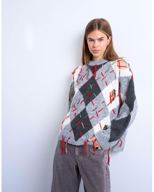 TOPSHOP White Knitted Argyle Distressed Jumper