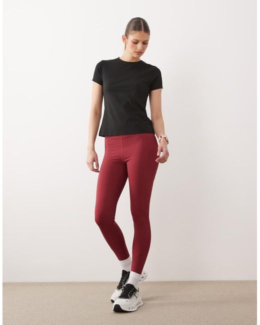 Dare 2b Refresh in het Red