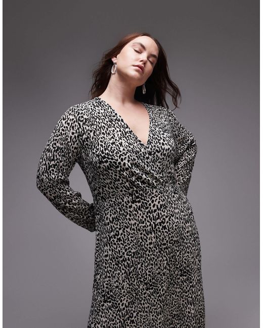 Curve - robe mi-longue à imprimé léopard Mango en coloris Gray