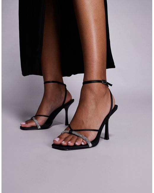 SIMMI Black Simmi london wide fit – sebelle – verzierte sandaletten aus satin