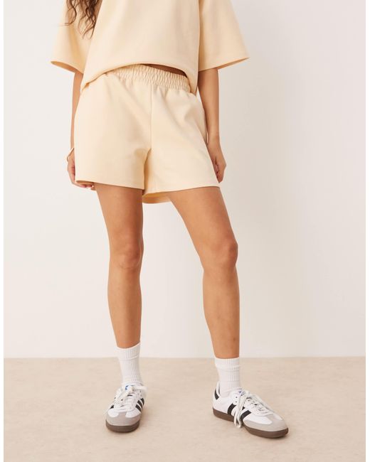 ASOS Natural – interlock-shorts