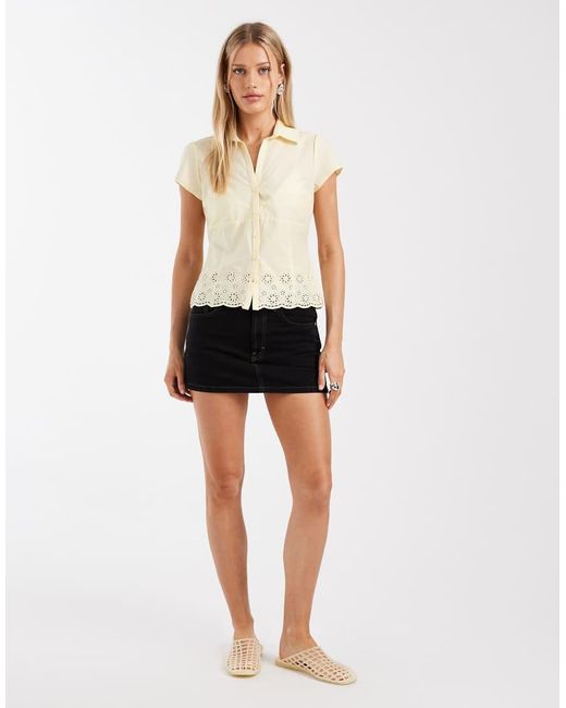 Hollister White Embroidered Short Sleeve Shirt