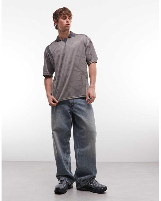 Umbro Gray Boxy Oversized Football Shirt for men