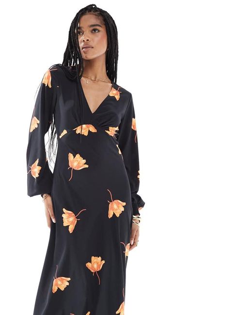 Glamorous White V-Neck Long Sleeve Maxi Dress
