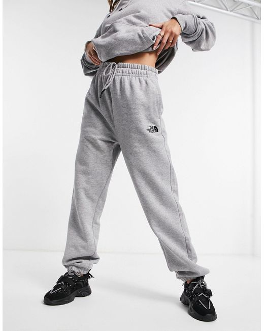 Essential - joggers oversize grigi di The North Face in Grigio | Lyst