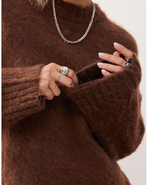 Pull ras Monki en coloris Brown
