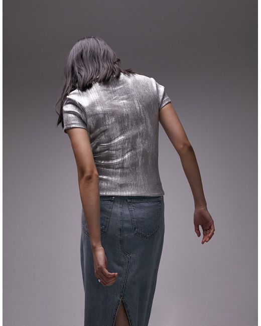 Camiseta plateada con estampado metalizado TOPSHOP de color Gray