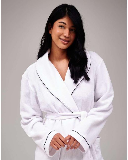 Loungeable White Lightweight Towelling Robe
