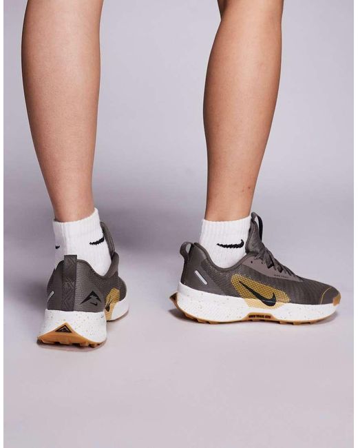 Nike Brown Juniper Trail 3 Trainers