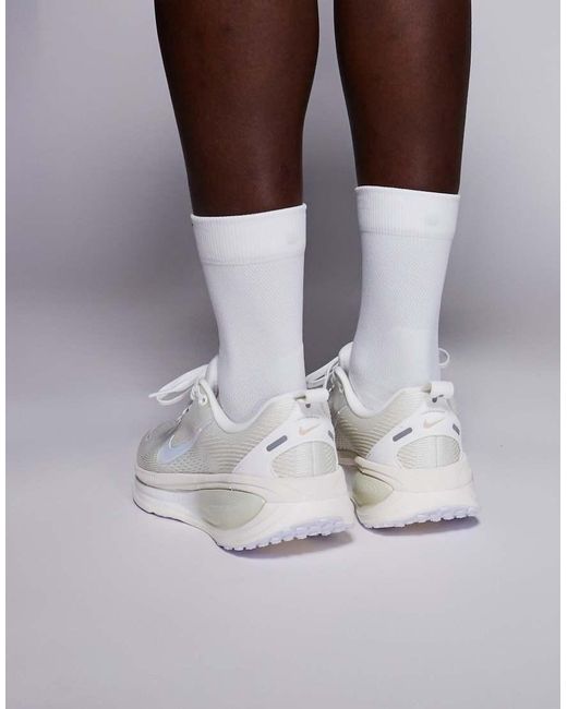 Nike Gray Vomero 18 Trainers