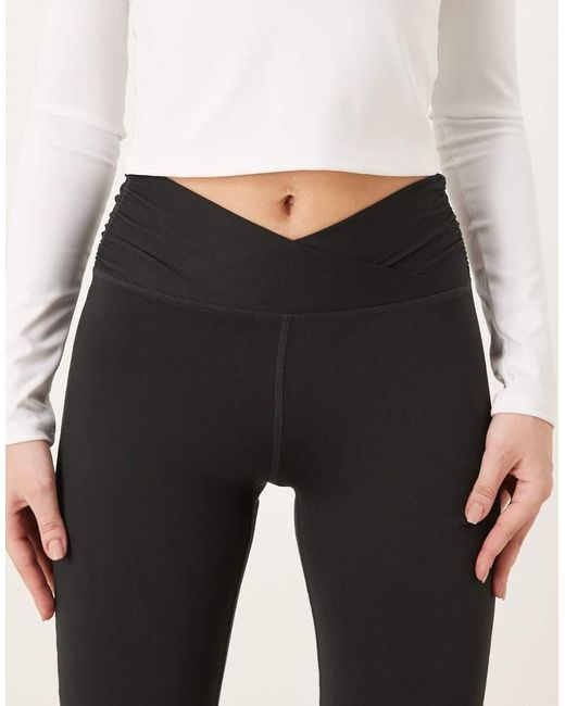 Hollister White Gilly Hicks V Waist Flare Trousers