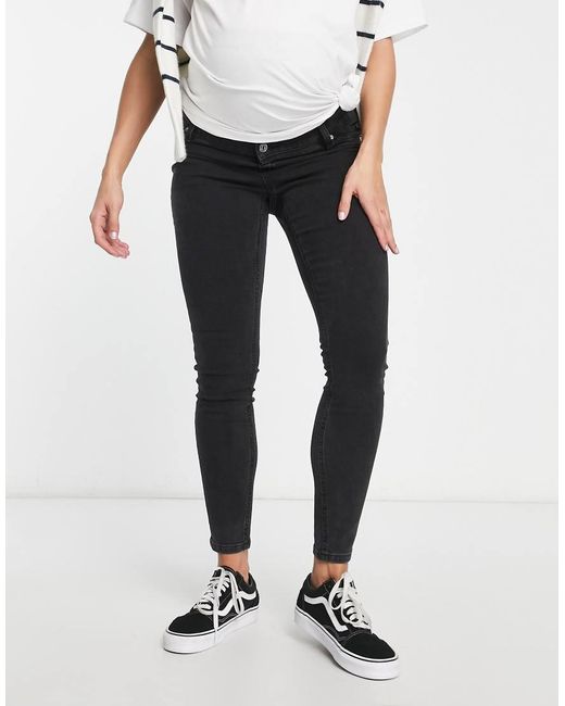 Vaqueros De Corte Pitillo Con Lavado Negro Y Banda Por Encima Del Vientre Ultimate De Asos Design Maternity ASOS de color White