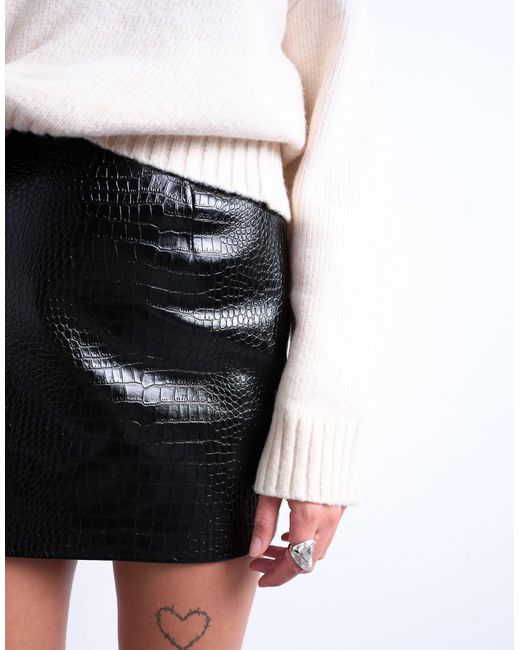 TOPSHOP White Seamed Detail Faux Leather Mini