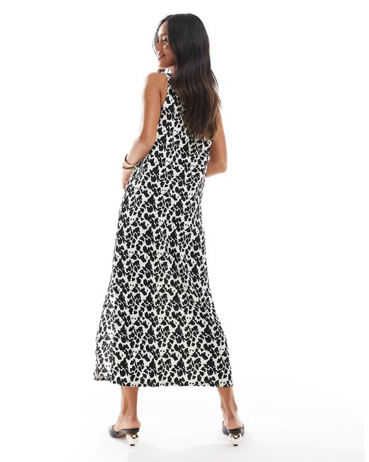 Pieces White – midikleid mit u-boot-ausschnitt und abstraktem tierfellmuster