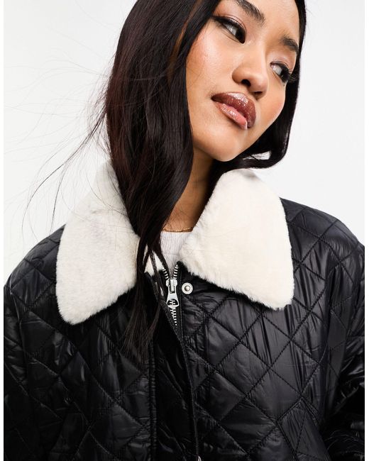 Pieces Black Quilted Jacket With Faux Fur Collar