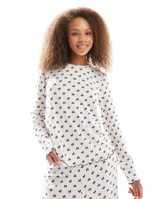 Loungeable White Super Soft Ribbed Bow Print Pajama Set