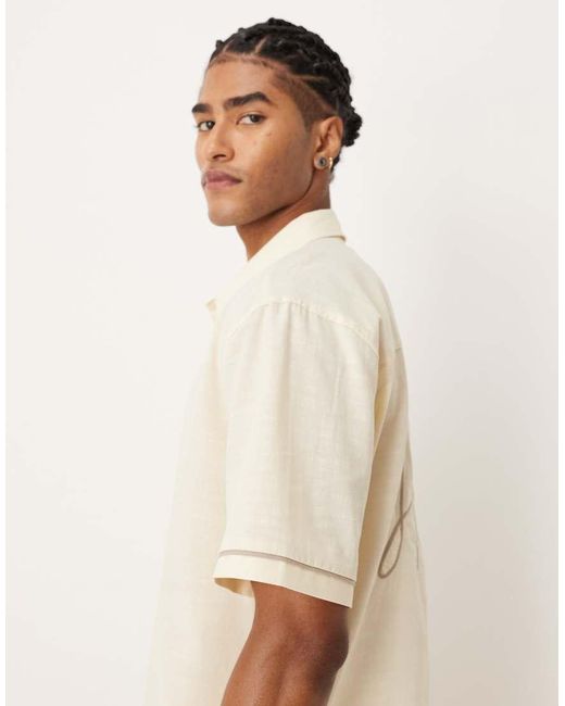 Camicia Comoda Con Stampa Sul Retro di ASOS in Natural da Uomo